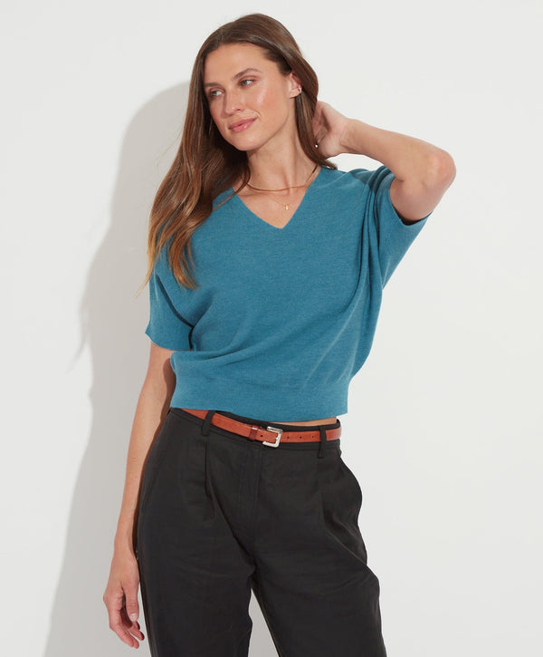 Essential V Pullover