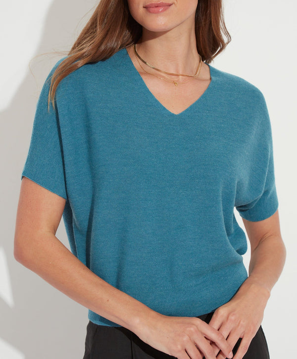 Essential V Pullover